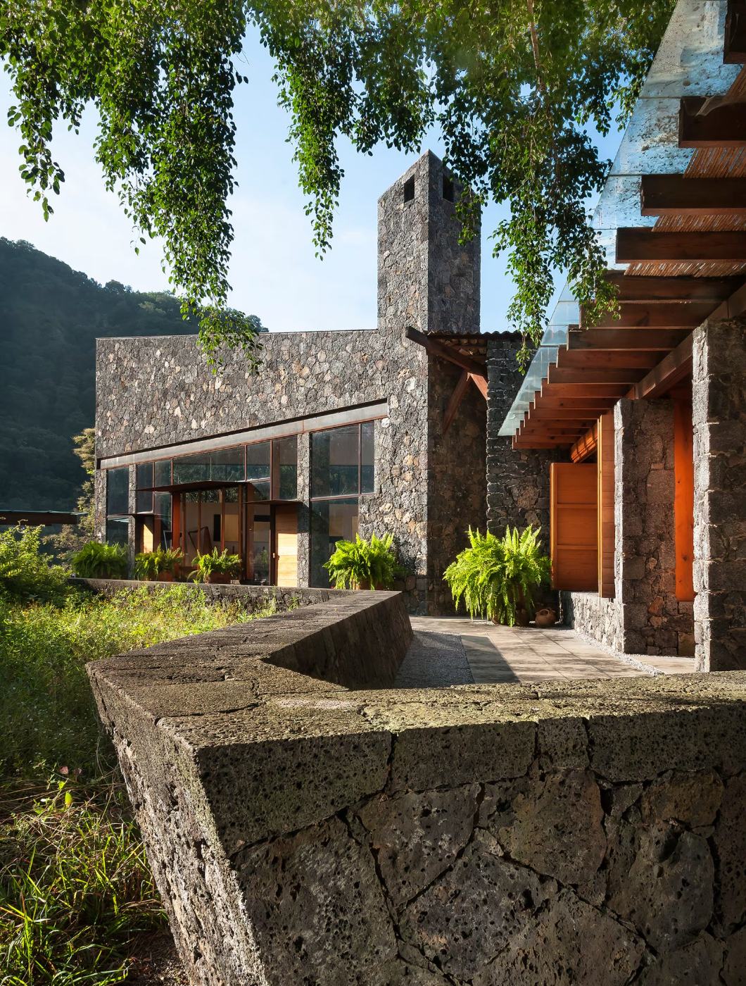 Casa Ayehualco, stone exterior
