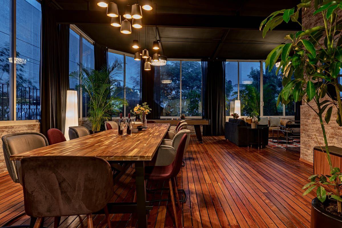 Casa Anza, dining room at dusk
